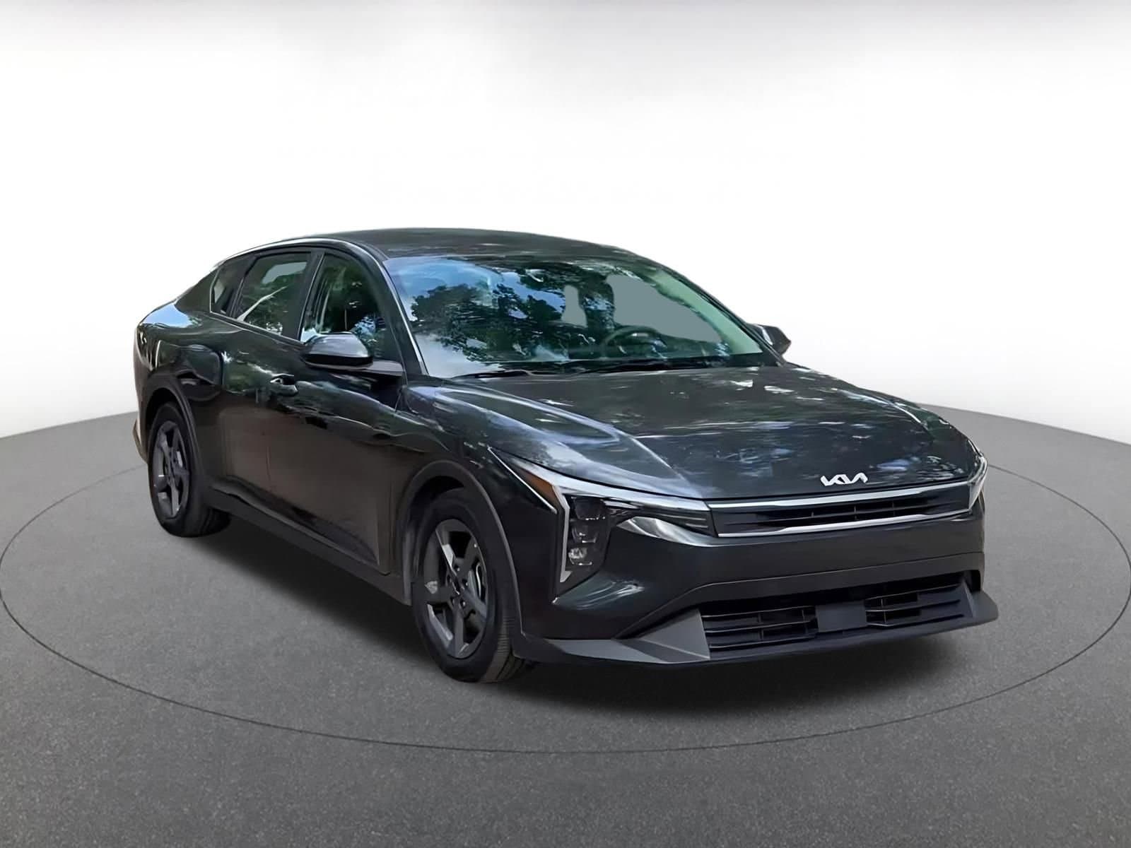 Thumbnail: 2025 Kia K4 - 3