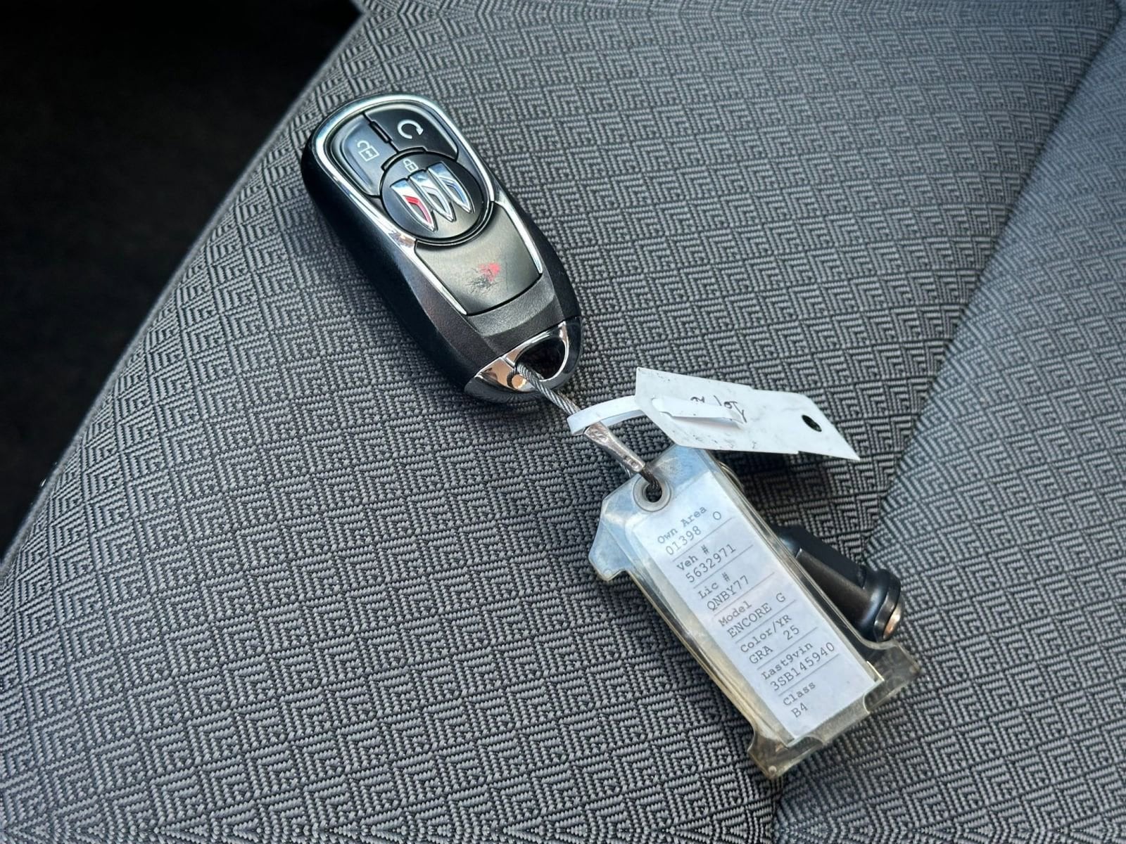 Thumbnail: 2025 Buick Encore GX - 18