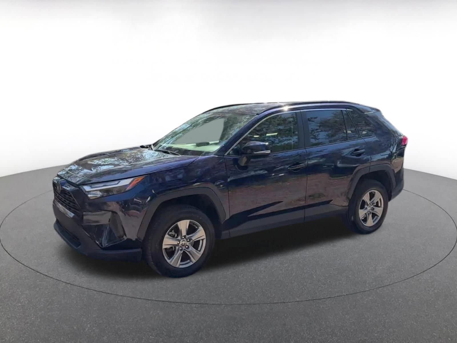 Thumbnail: 2025 Toyota RAV4 - 8