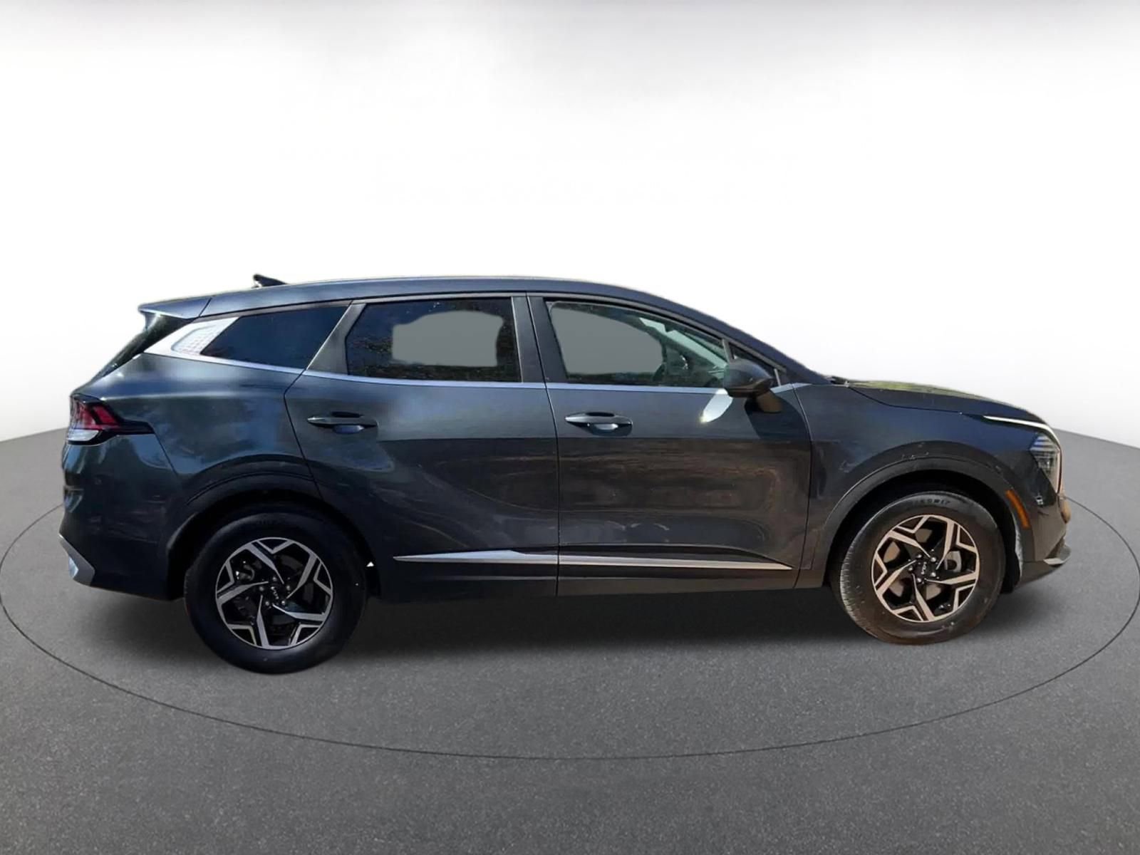 Thumbnail: 2025 Kia Sportage - 16