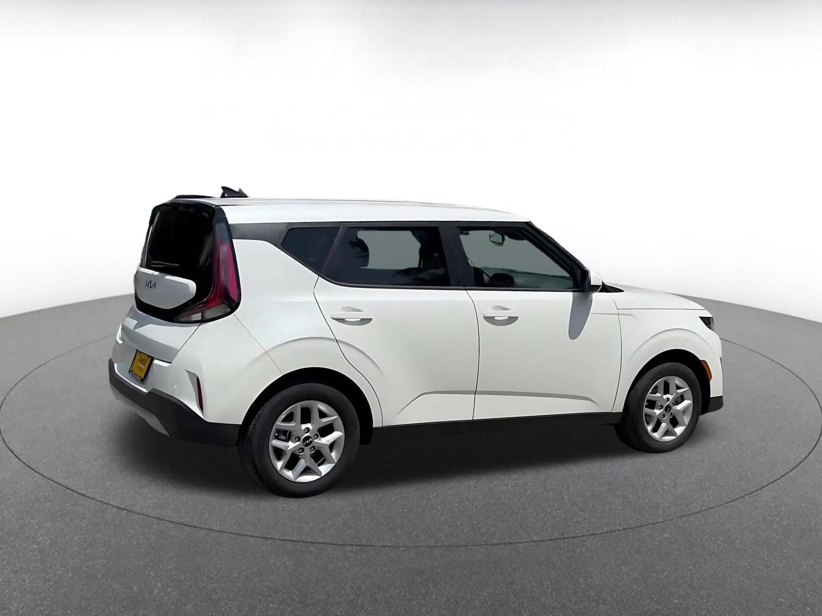 Thumbnail: 2025 Kia Soul - 15