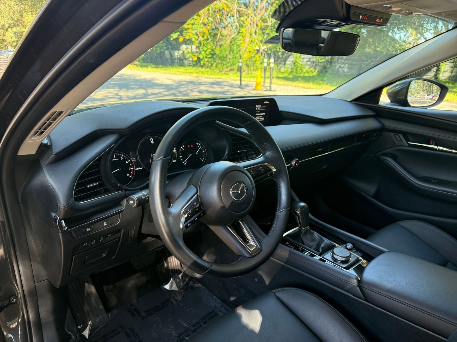 Thumbnail: 2025 Mazda Mazda3 - 28