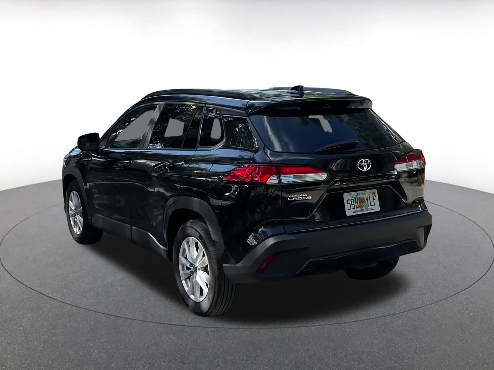 Thumbnail: 2025 Toyota Corolla Cross - 11