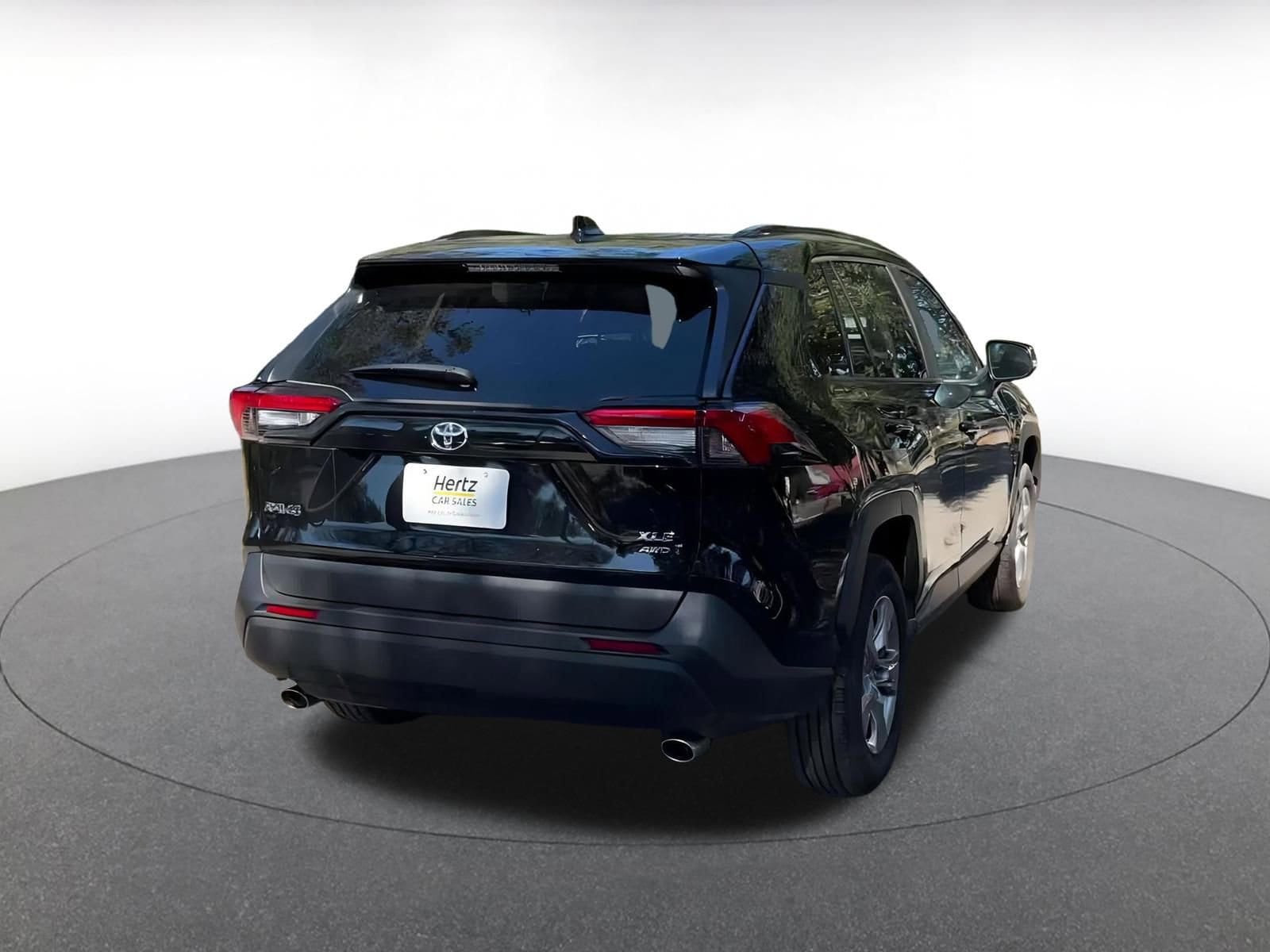 Thumbnail: 2025 Toyota RAV4 - 14