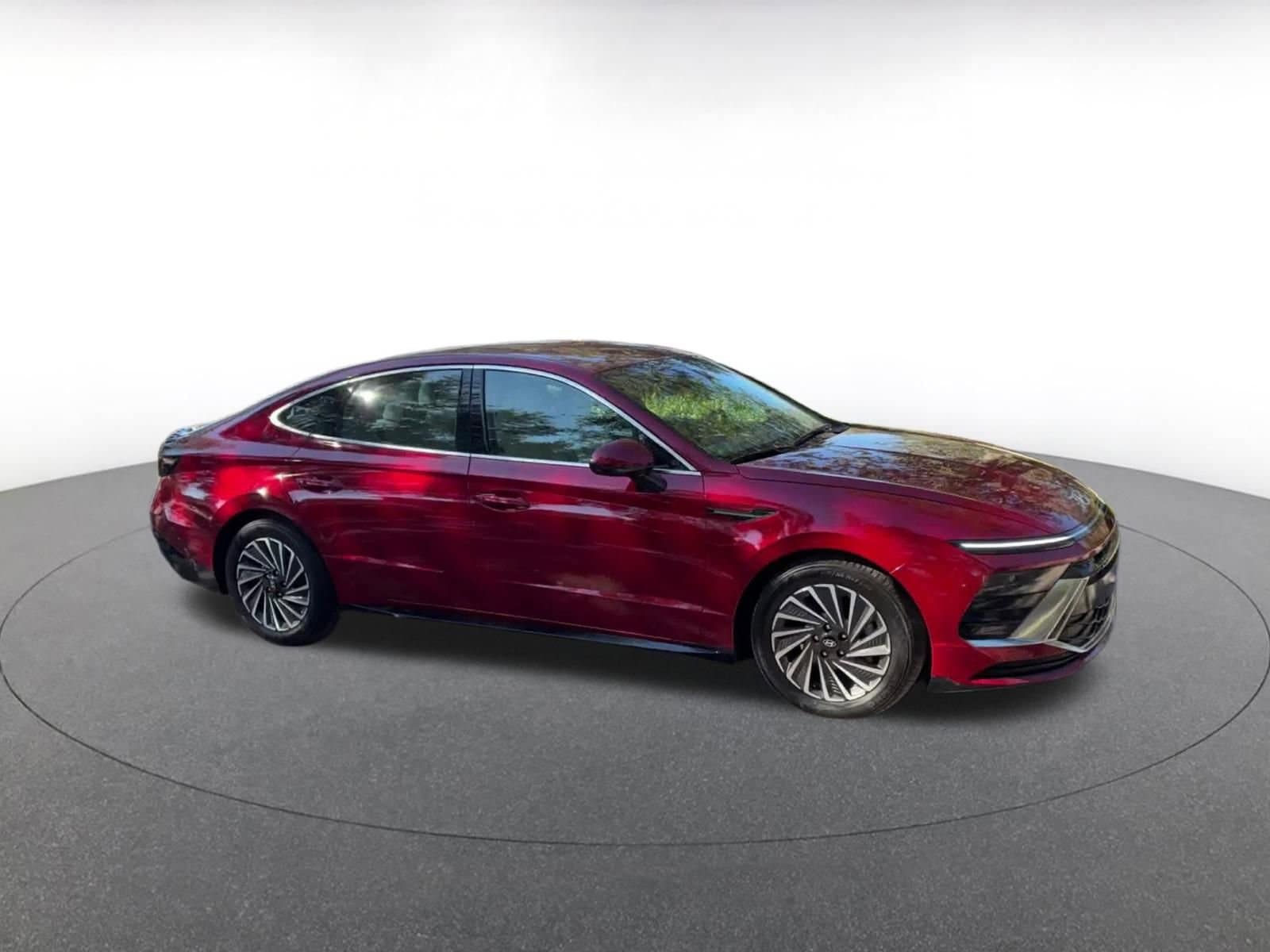 Thumbnail: 2025 Hyundai Sonata - 2