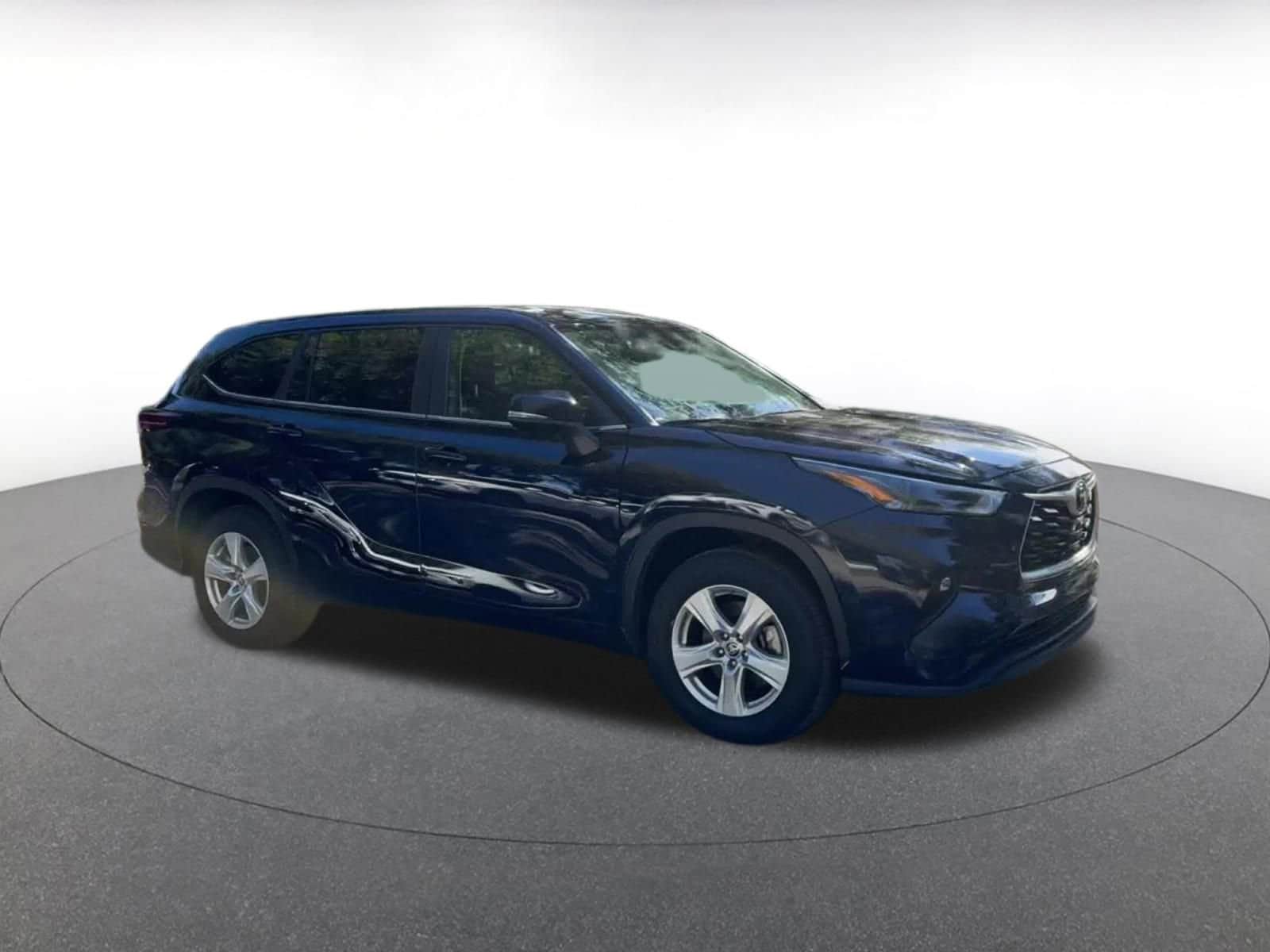 Thumbnail: 2025 Toyota Highlander - 2