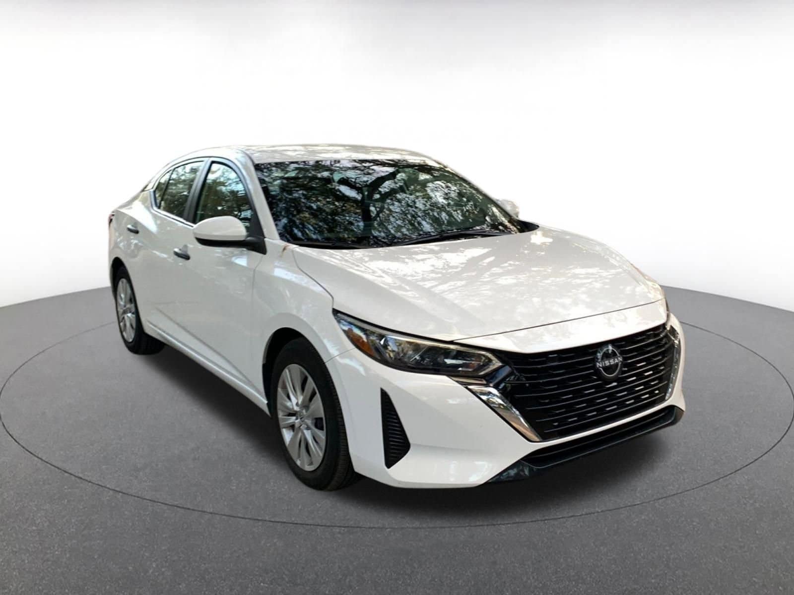 Thumbnail: 2025 Nissan Sentra - 1