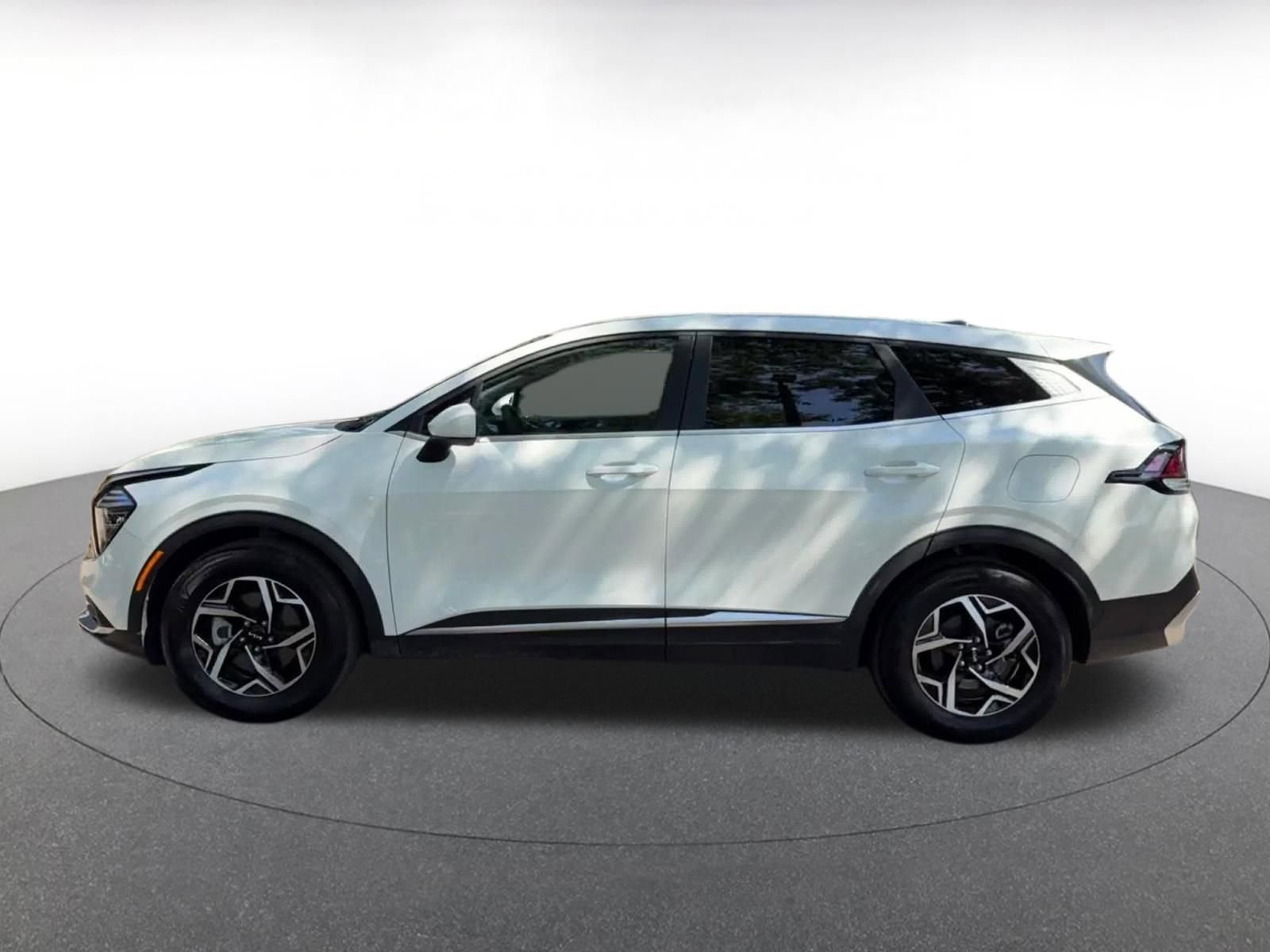 Thumbnail: 2025 Kia Sportage - 9