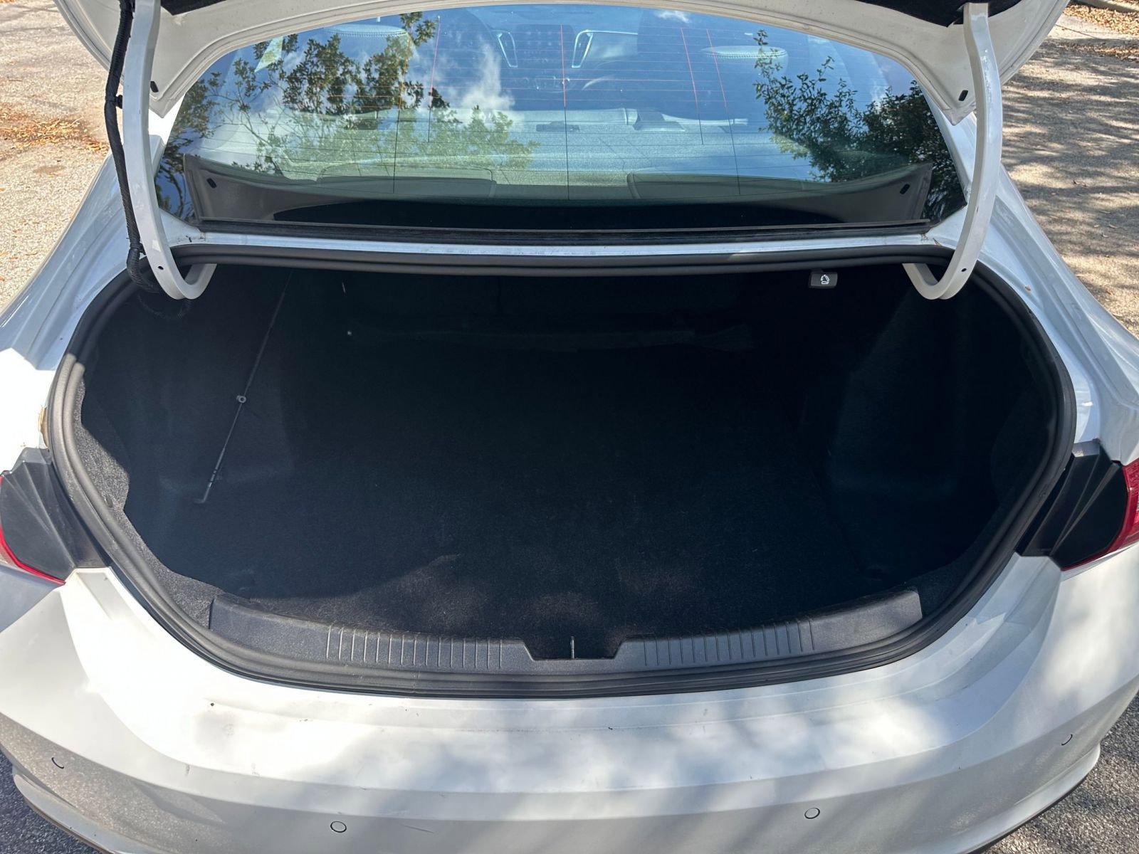 Thumbnail: 2024 Chevrolet Malibu - 24