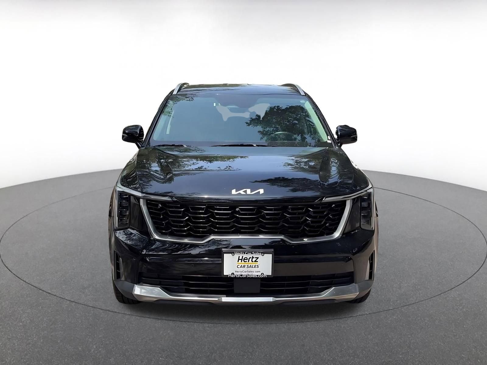 Thumbnail: 2024 Kia Sorento - 4