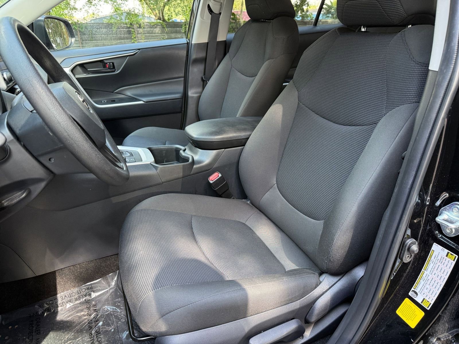 Thumbnail: 2025 Toyota RAV4 - 30