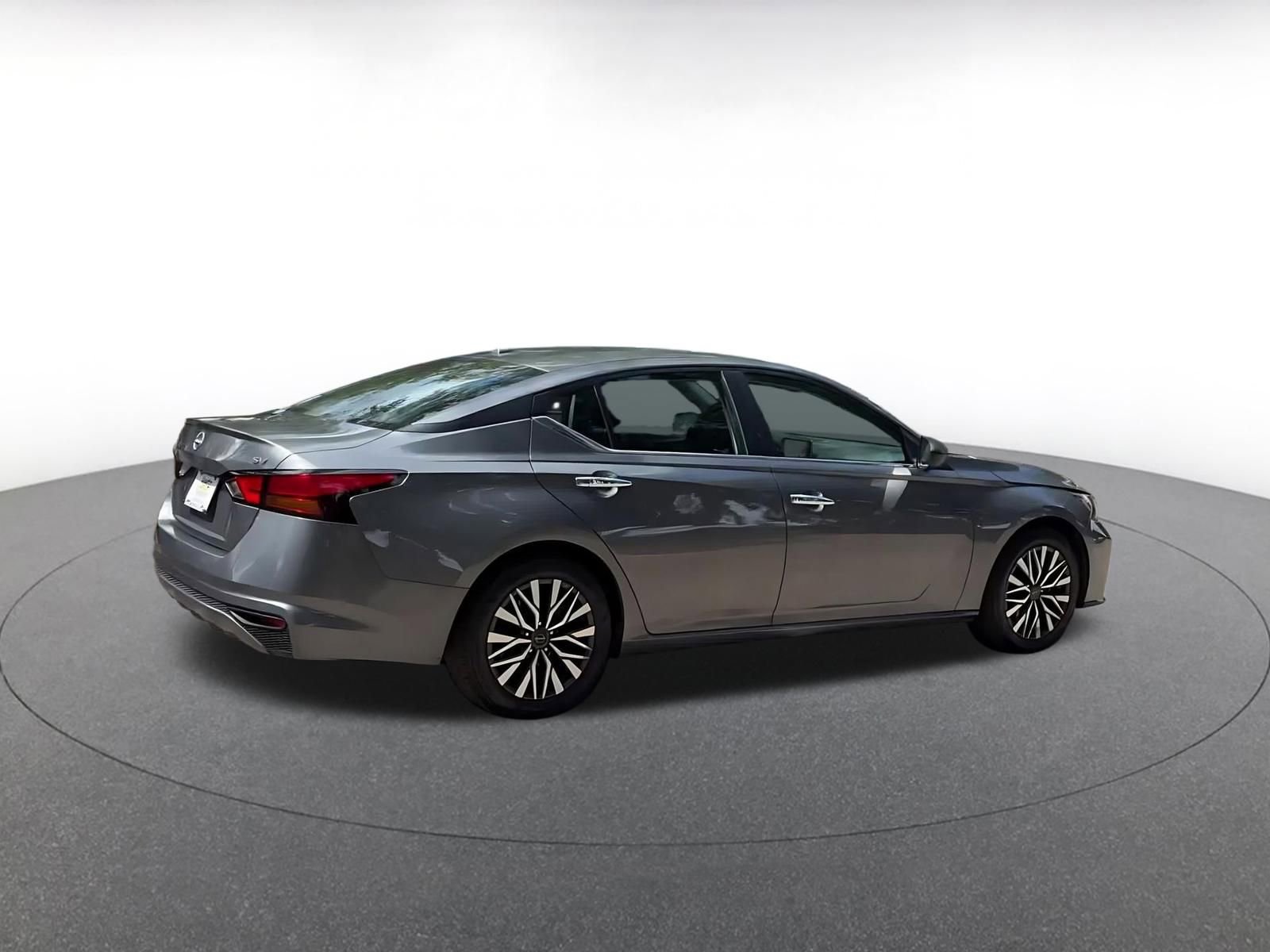Thumbnail: 2024 Nissan Altima - 14