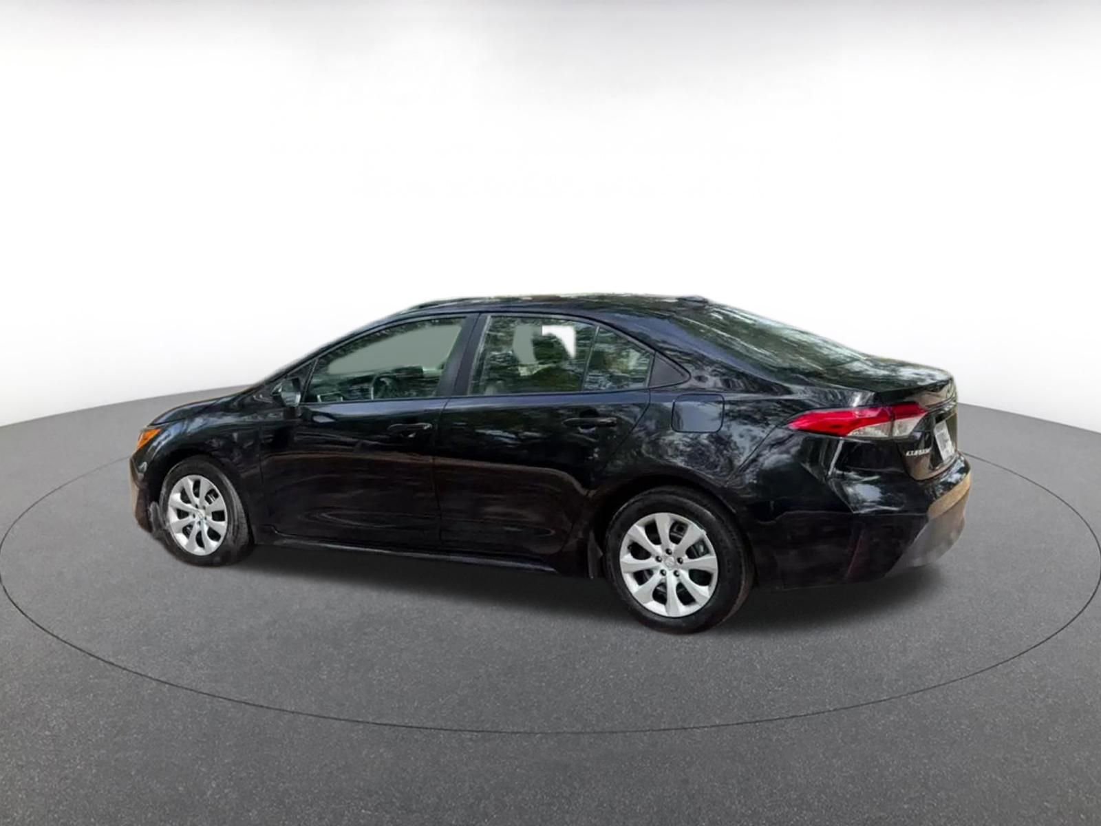 Thumbnail: 2025 Toyota Corolla - 11