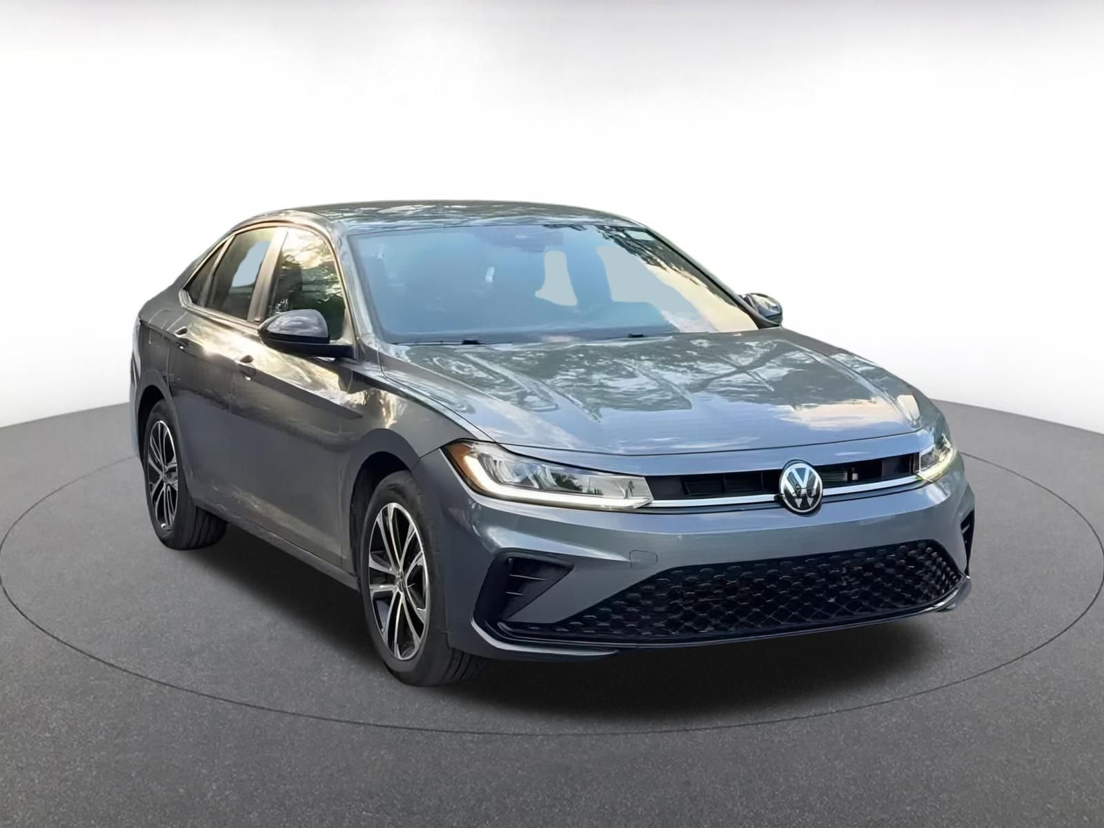 Thumbnail: 2025 Volkswagen Jetta - 3