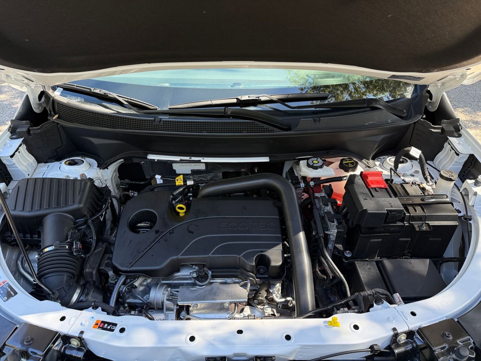 Thumbnail: 2025 Chevrolet Equinox - 25