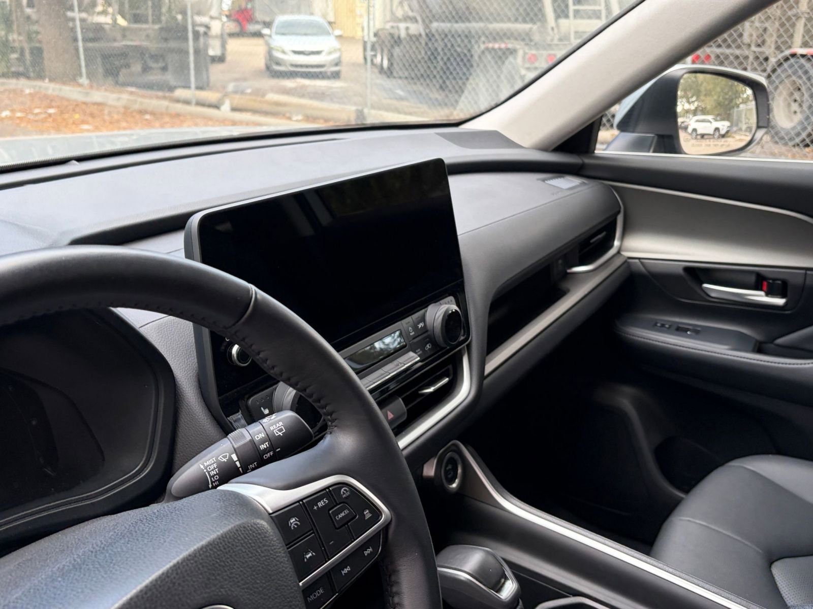 Thumbnail: 2025 Toyota Grand Highlander - 30