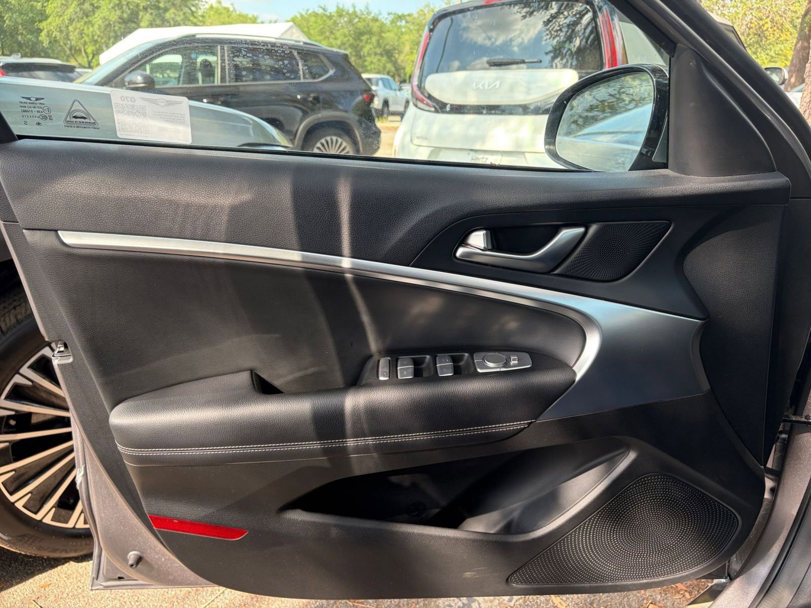 Thumbnail: 2025 Genesis G70 - 18