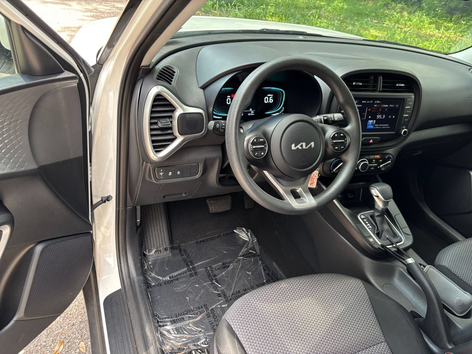 Thumbnail: 2025 Kia Soul - 32