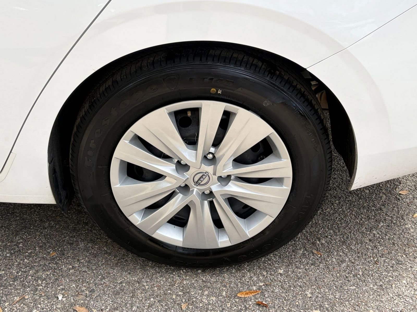 Thumbnail: 2025 Nissan Sentra - 25