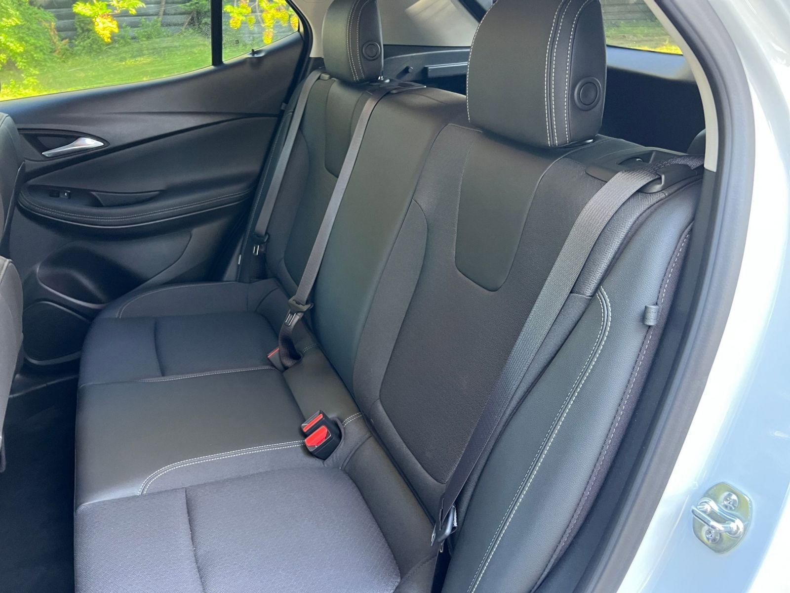 Thumbnail: 2025 Buick Encore GX - 31