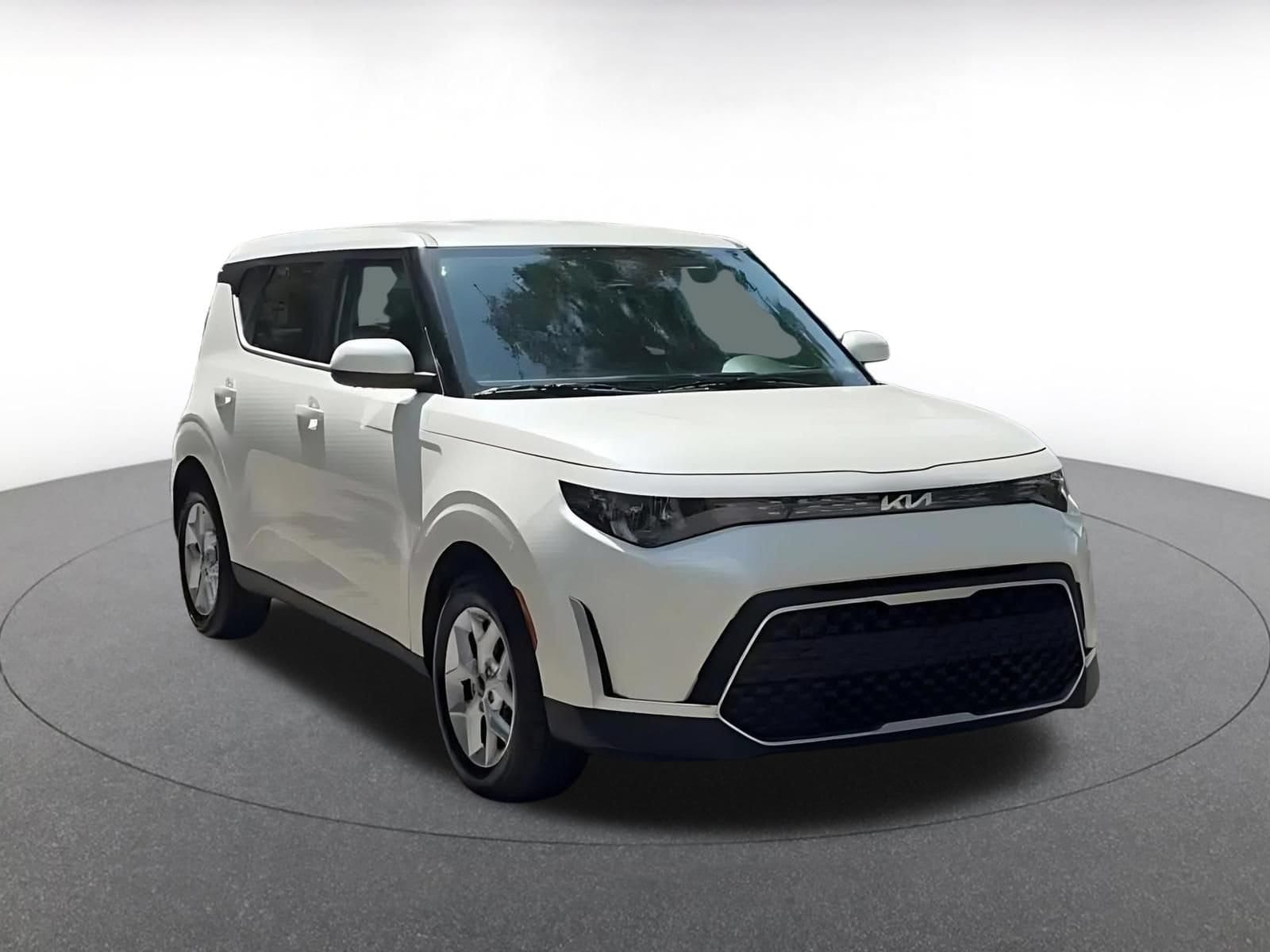 Thumbnail: 2025 Kia Soul - 3