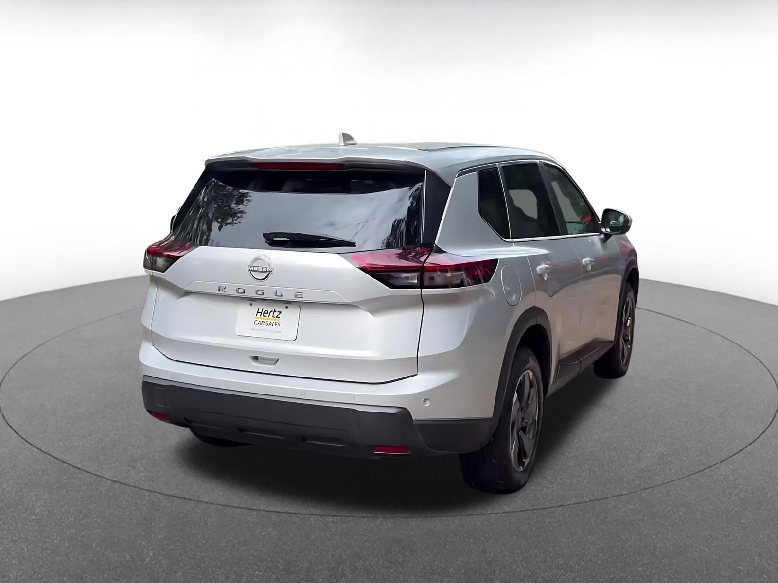 Thumbnail: 2025 Nissan Rogue - 14