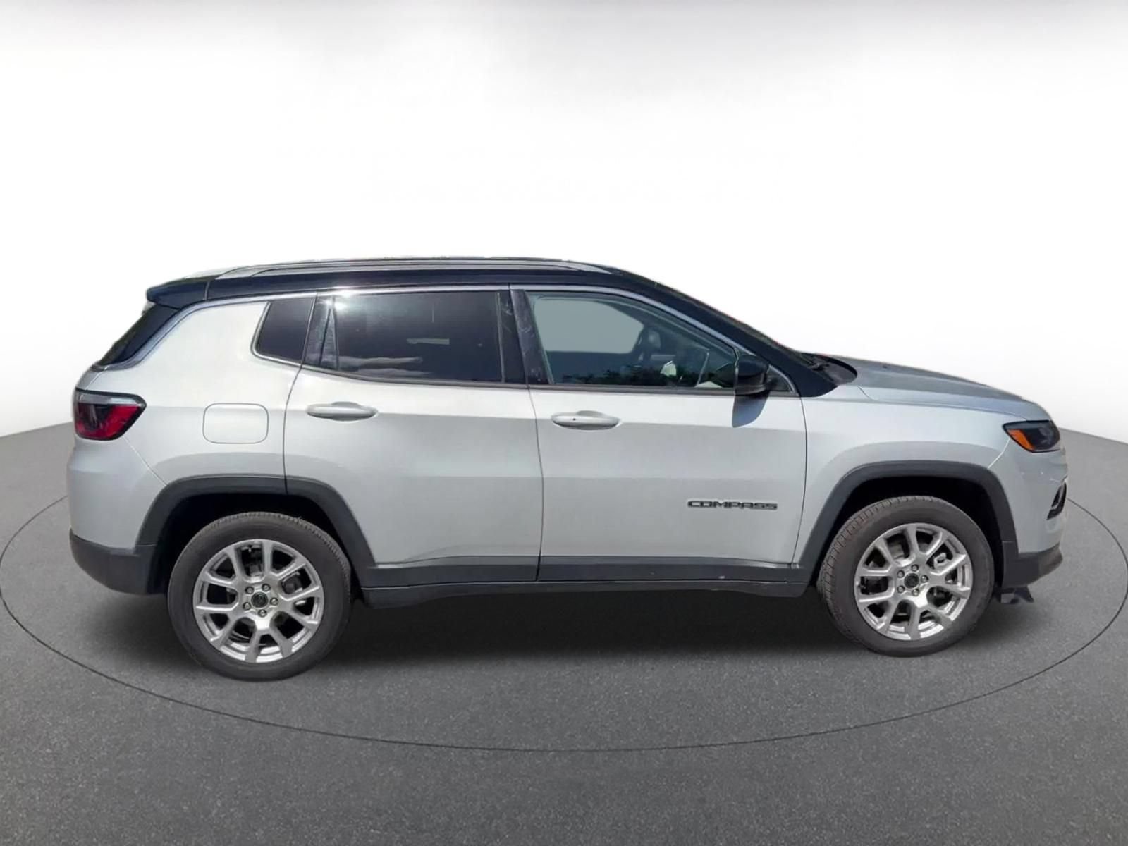 Thumbnail: 2025 Jeep Compass - 15