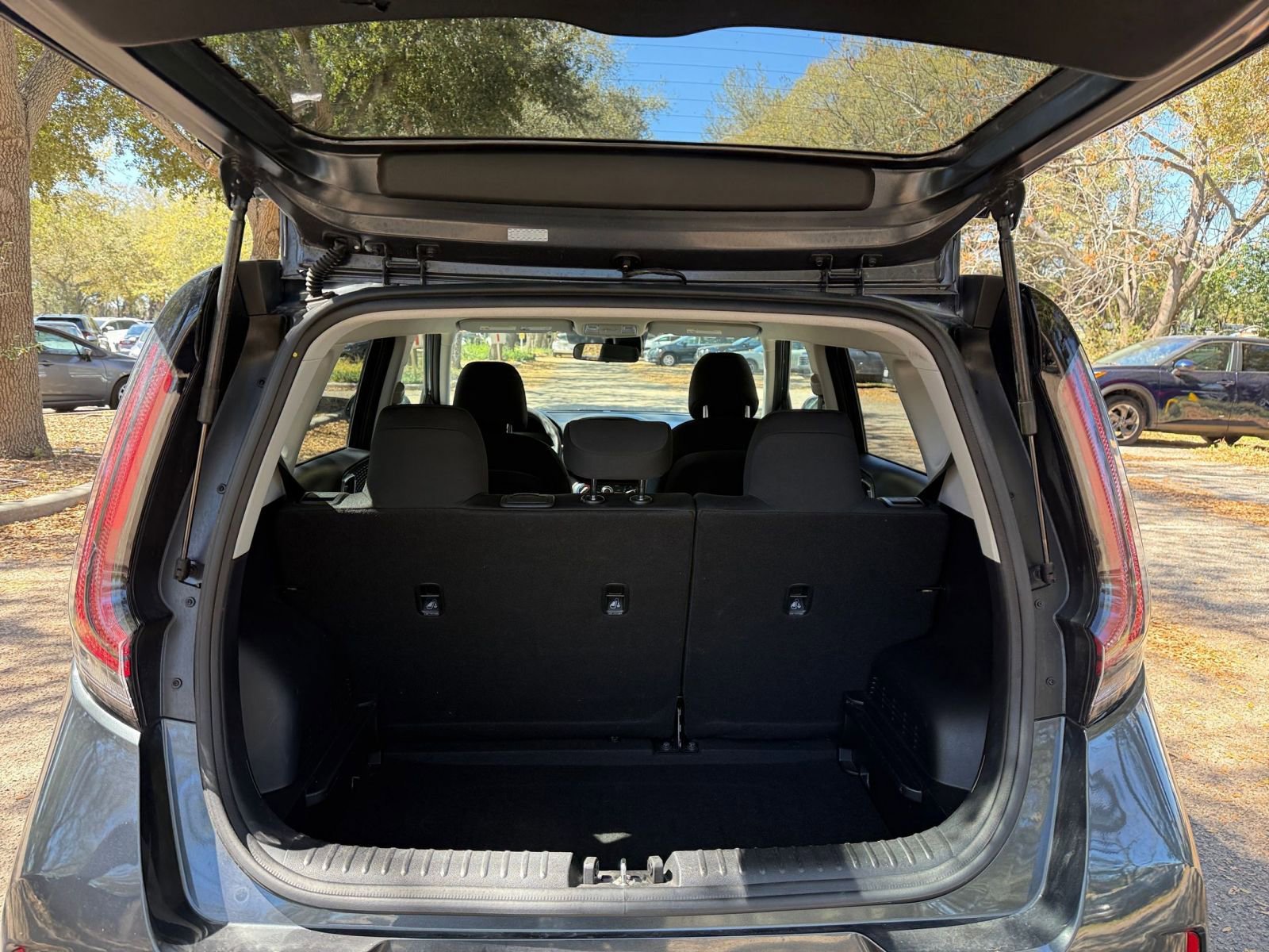 Thumbnail: 2025 Kia Soul - 25