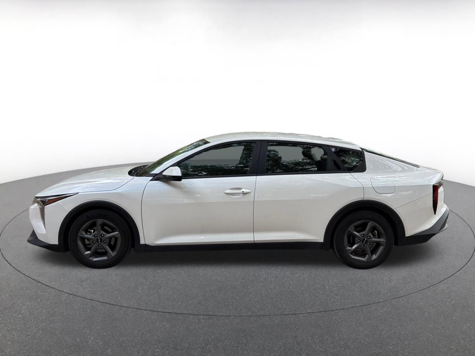 Thumbnail: 2025 Kia K4 - 4