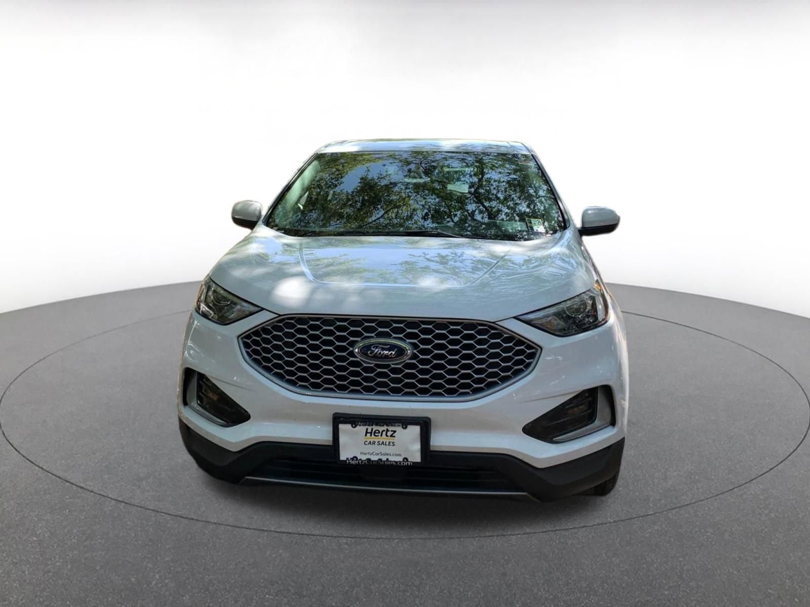 Thumbnail: 2024 Ford Edge - 2