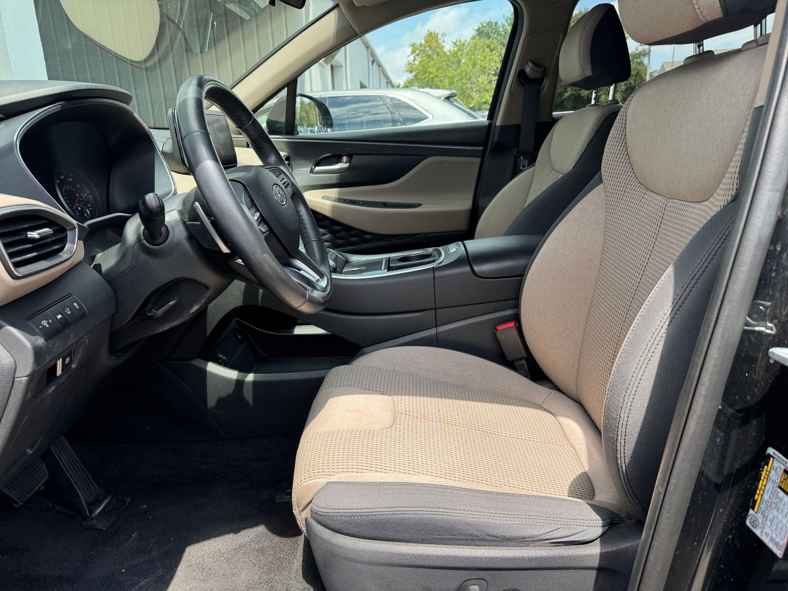 Thumbnail: 2023 Hyundai Santa Fe - 25