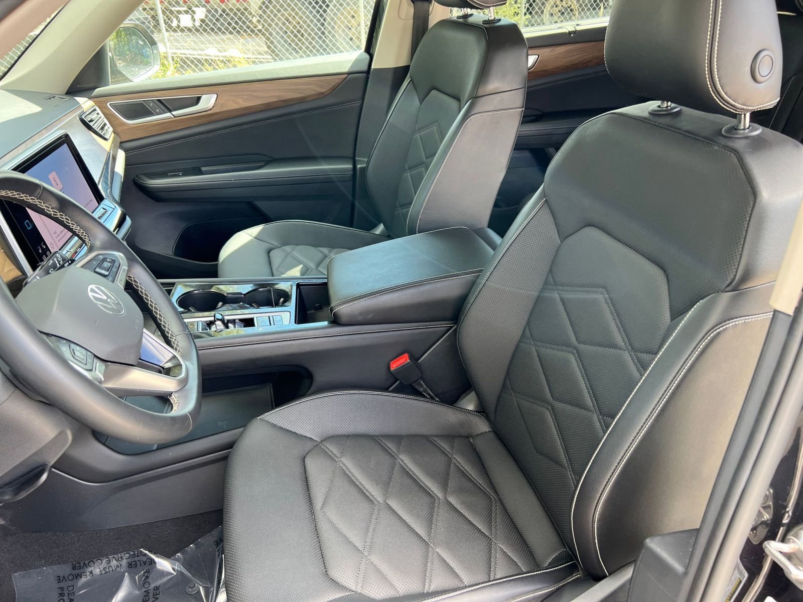 Thumbnail: 2025 Volkswagen Atlas - 30