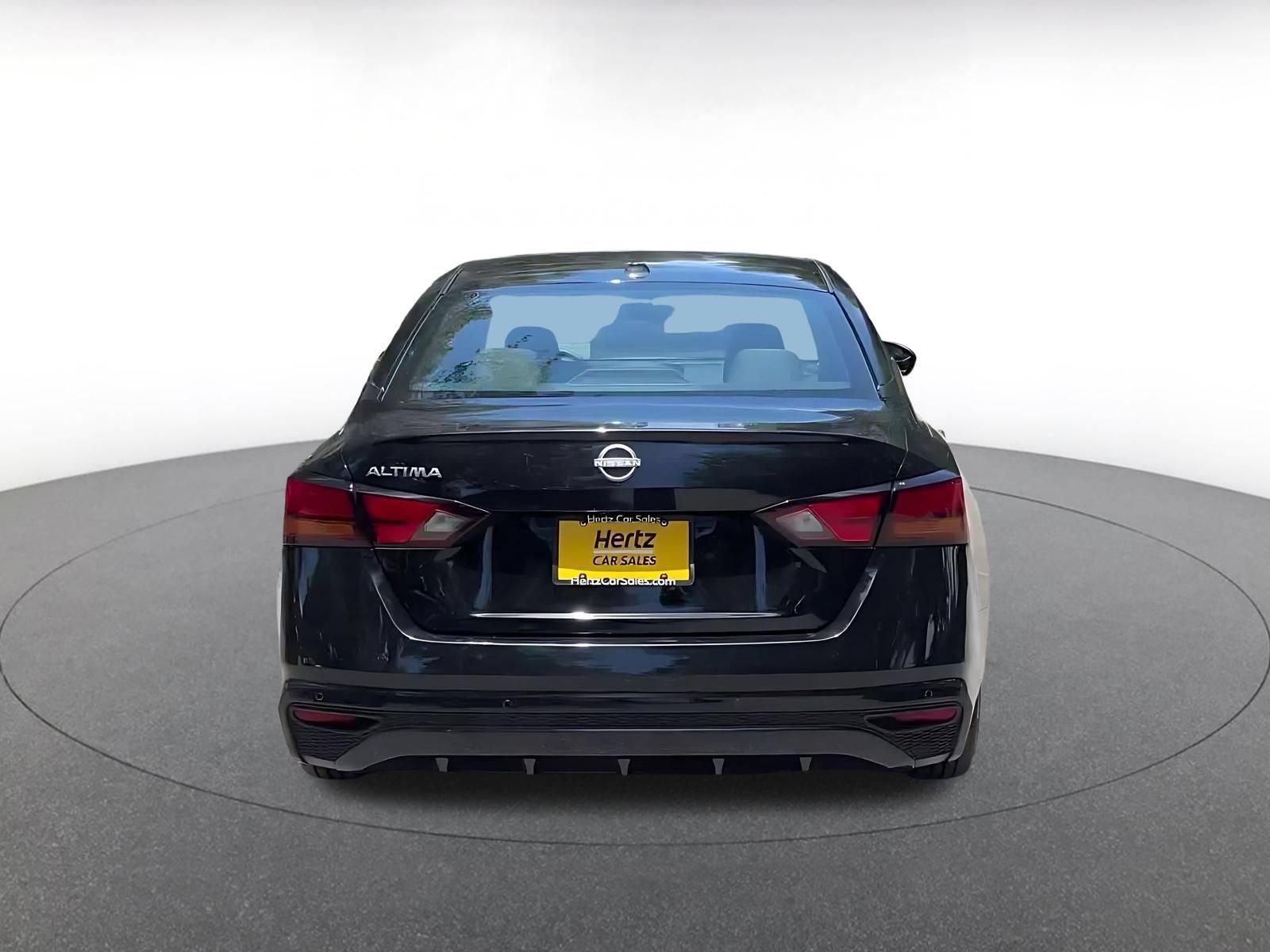 Thumbnail: 2025 Nissan Altima - 12