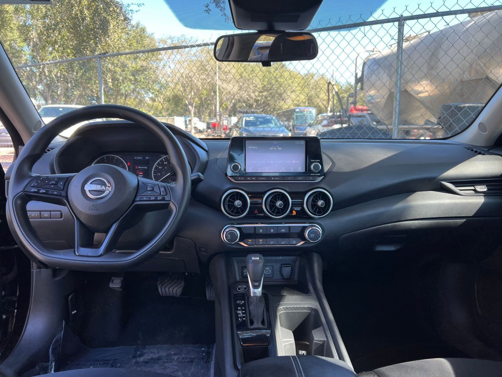 Thumbnail: 2025 Nissan Sentra - 29