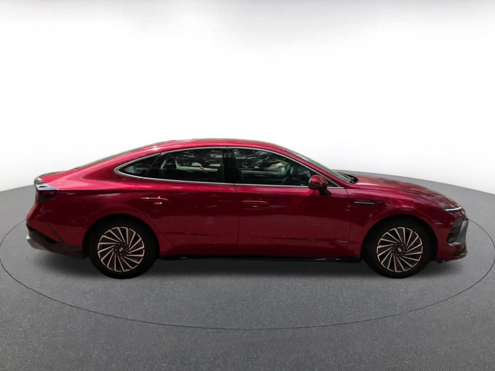 Thumbnail: 2025 Hyundai Sonata - 16
