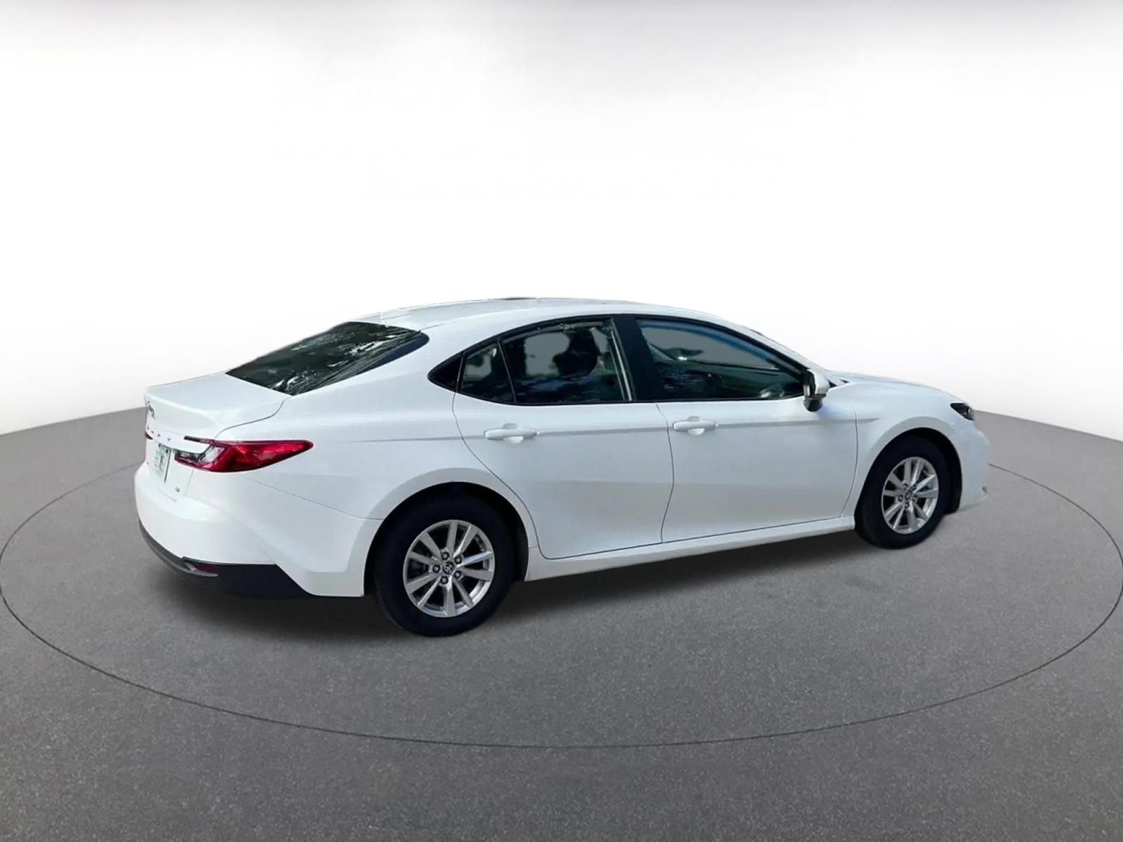 Thumbnail: 2025 Toyota Camry - 15