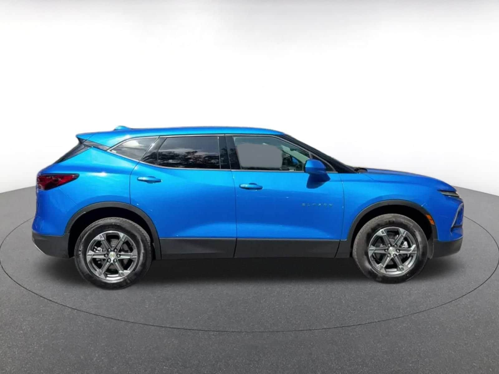 Thumbnail: 2025 Chevrolet Blazer - 15