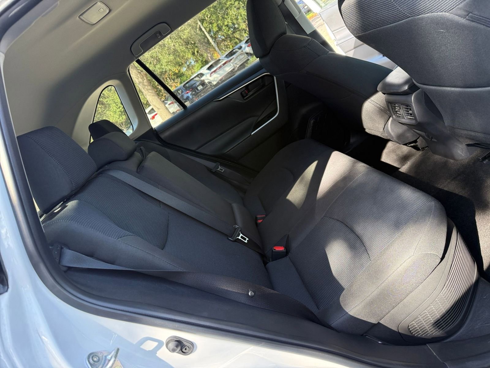 Thumbnail: 2025 Toyota RAV4 - 20