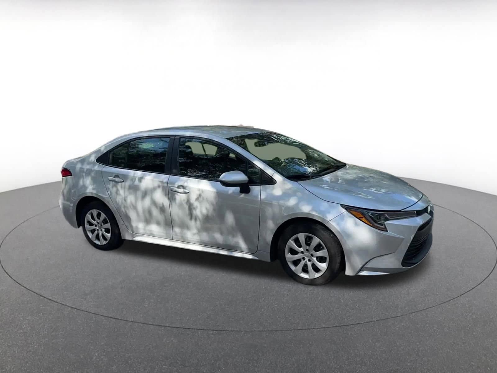 Thumbnail: 2024 Toyota Corolla - 2