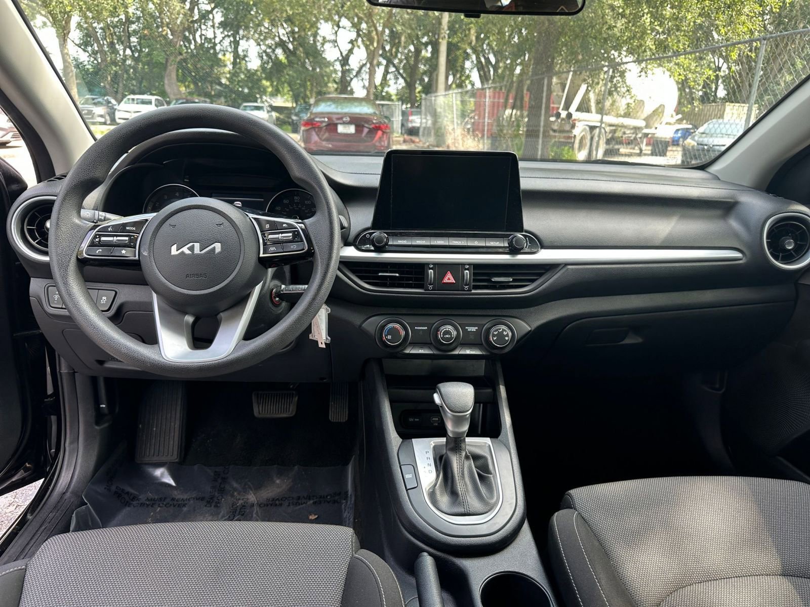 Thumbnail: 2024 Kia Forte - 27