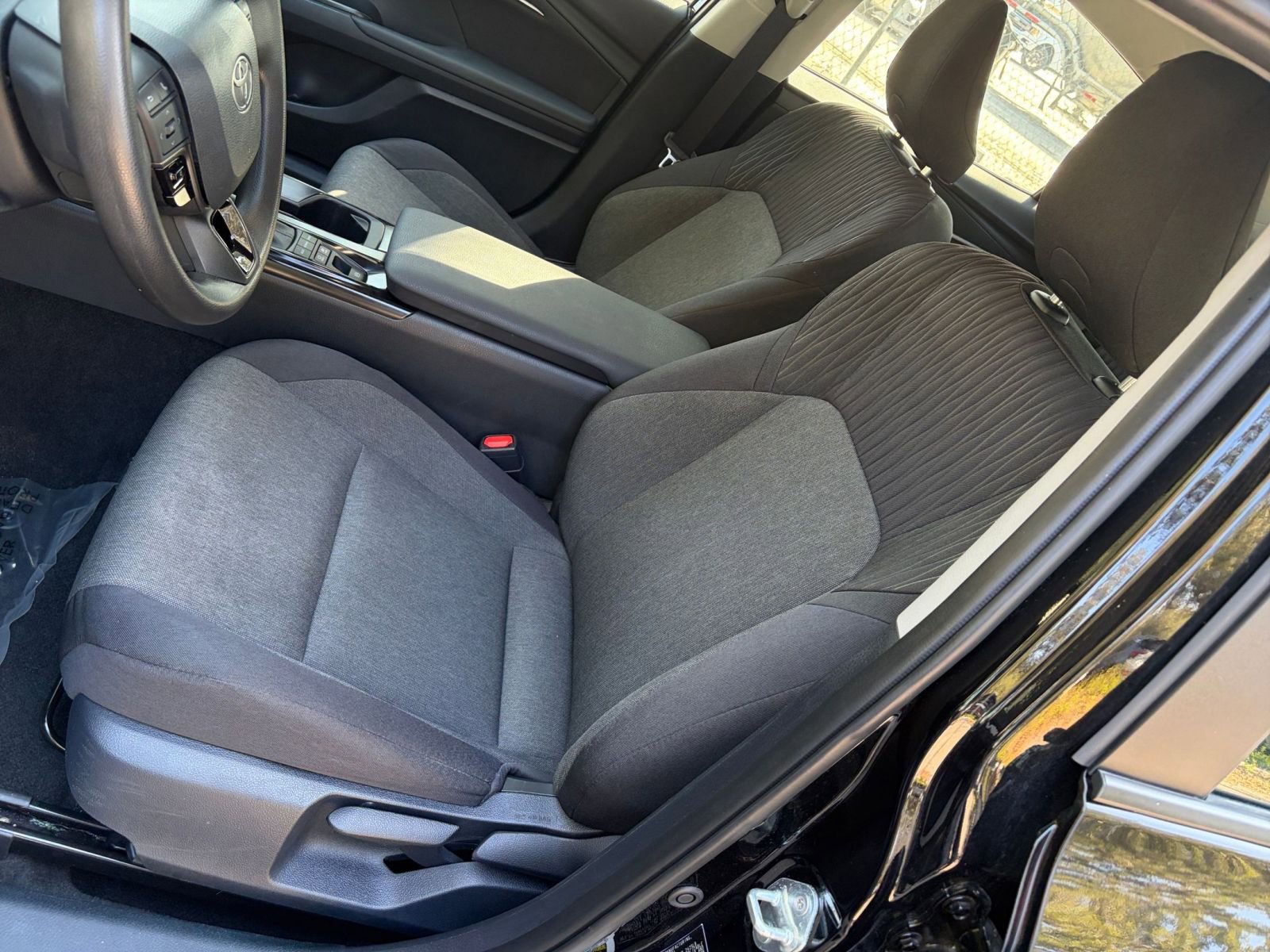 Thumbnail: 2025 Toyota Camry - 30