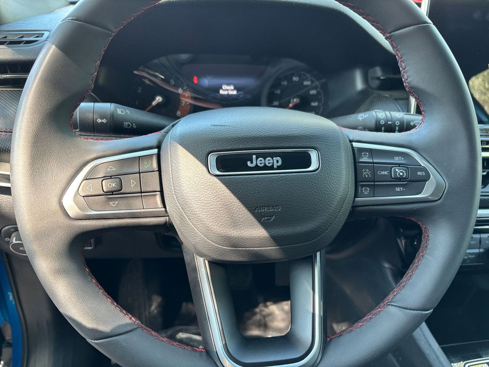 Thumbnail: 2025 Jeep Compass - 27