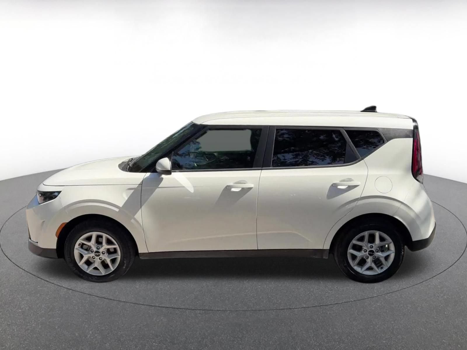 Thumbnail: 2025 Kia Soul - 9