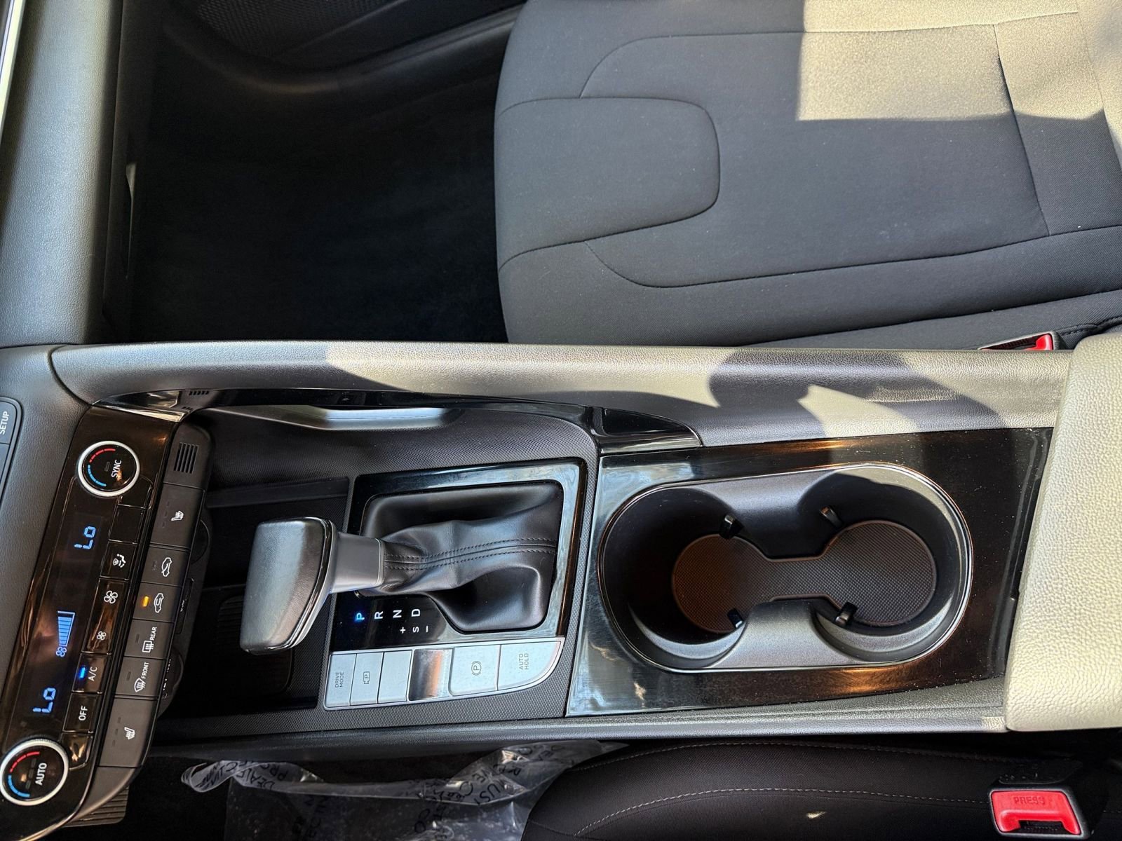 Thumbnail: 2025 Hyundai Elantra - 35