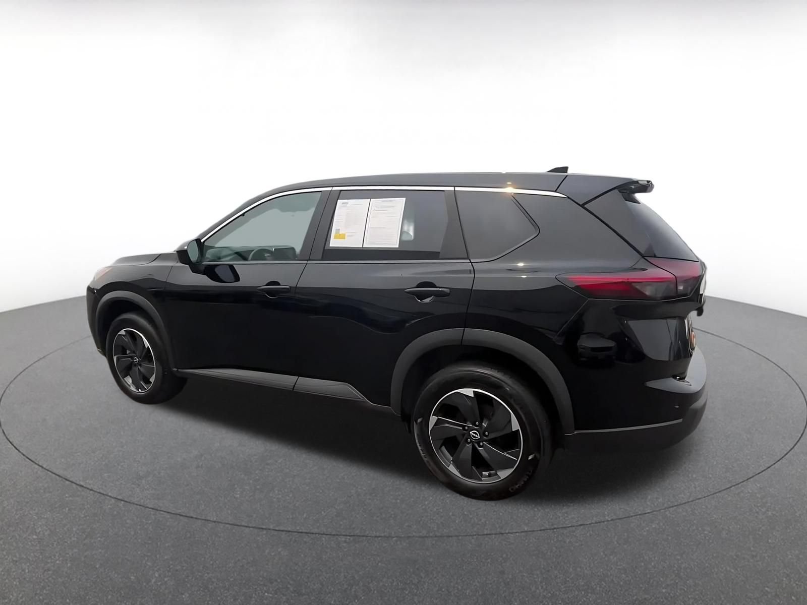 Thumbnail: 2025 Nissan Rogue - 10