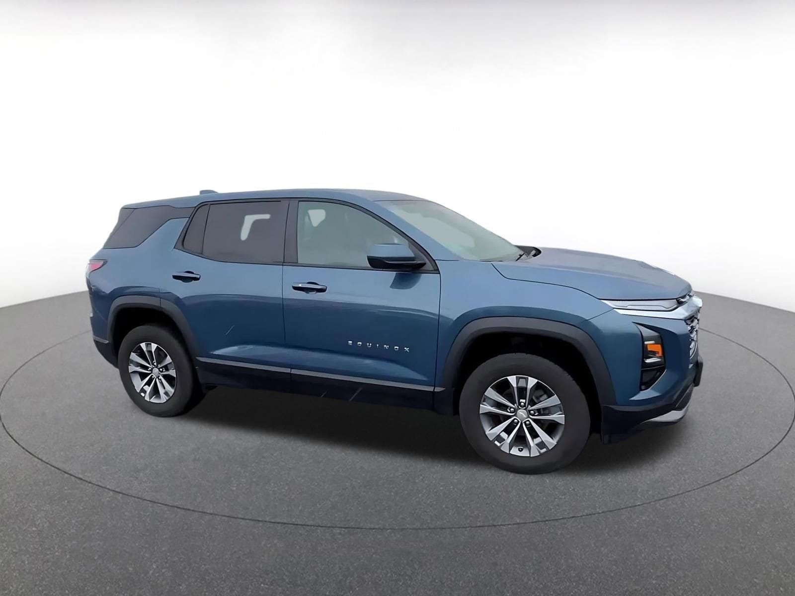 Thumbnail: 2025 Chevrolet Equinox - 1