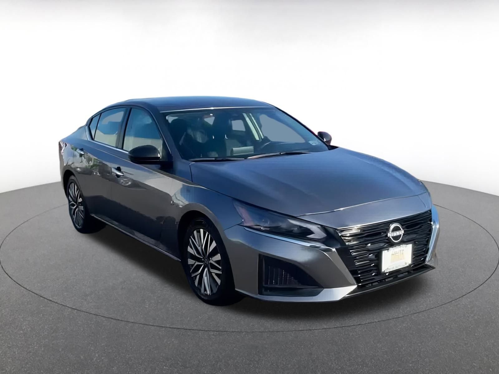 Thumbnail: 2024 Nissan Altima - 3