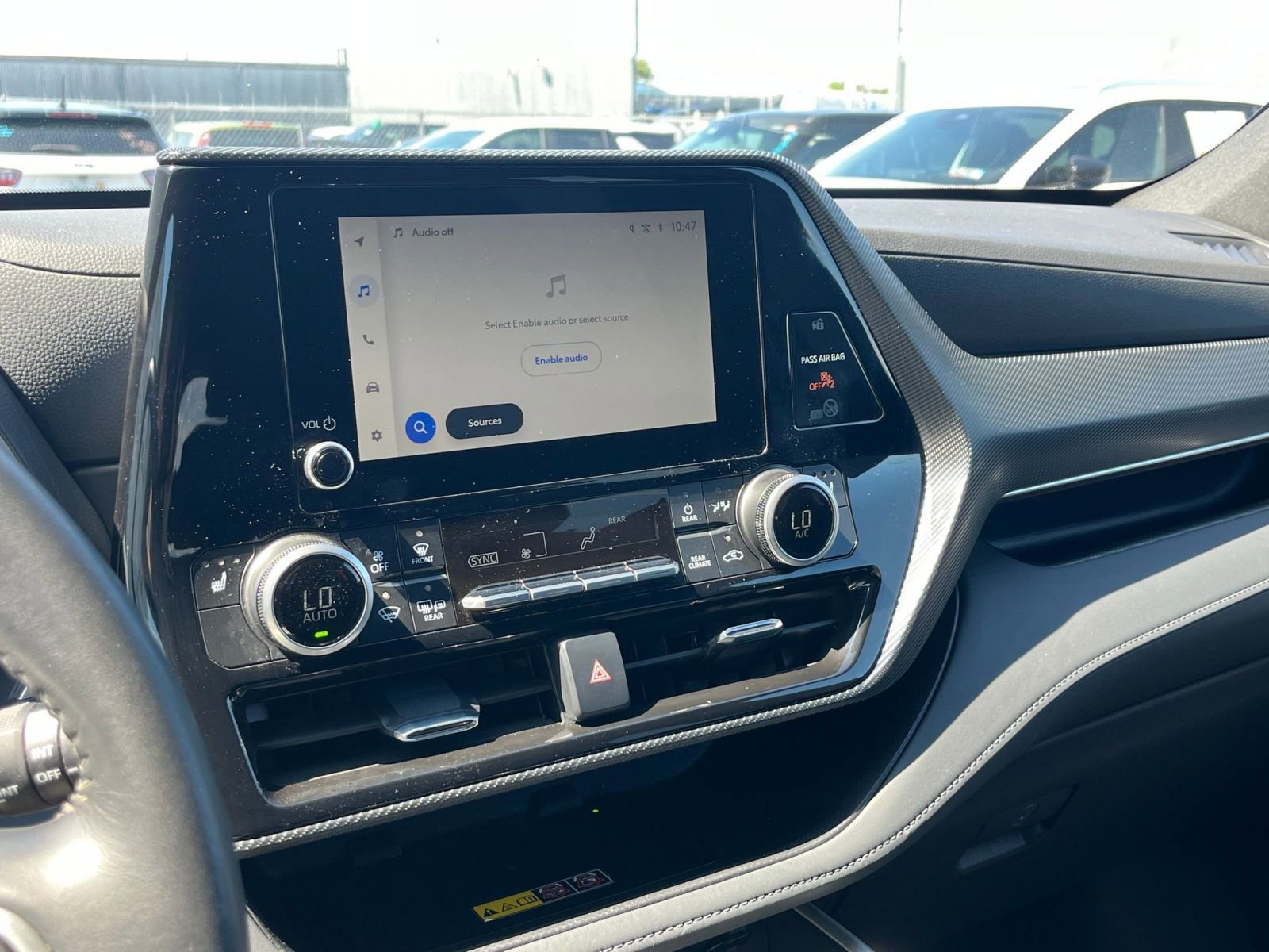 Thumbnail: 2025 Toyota Highlander - 20