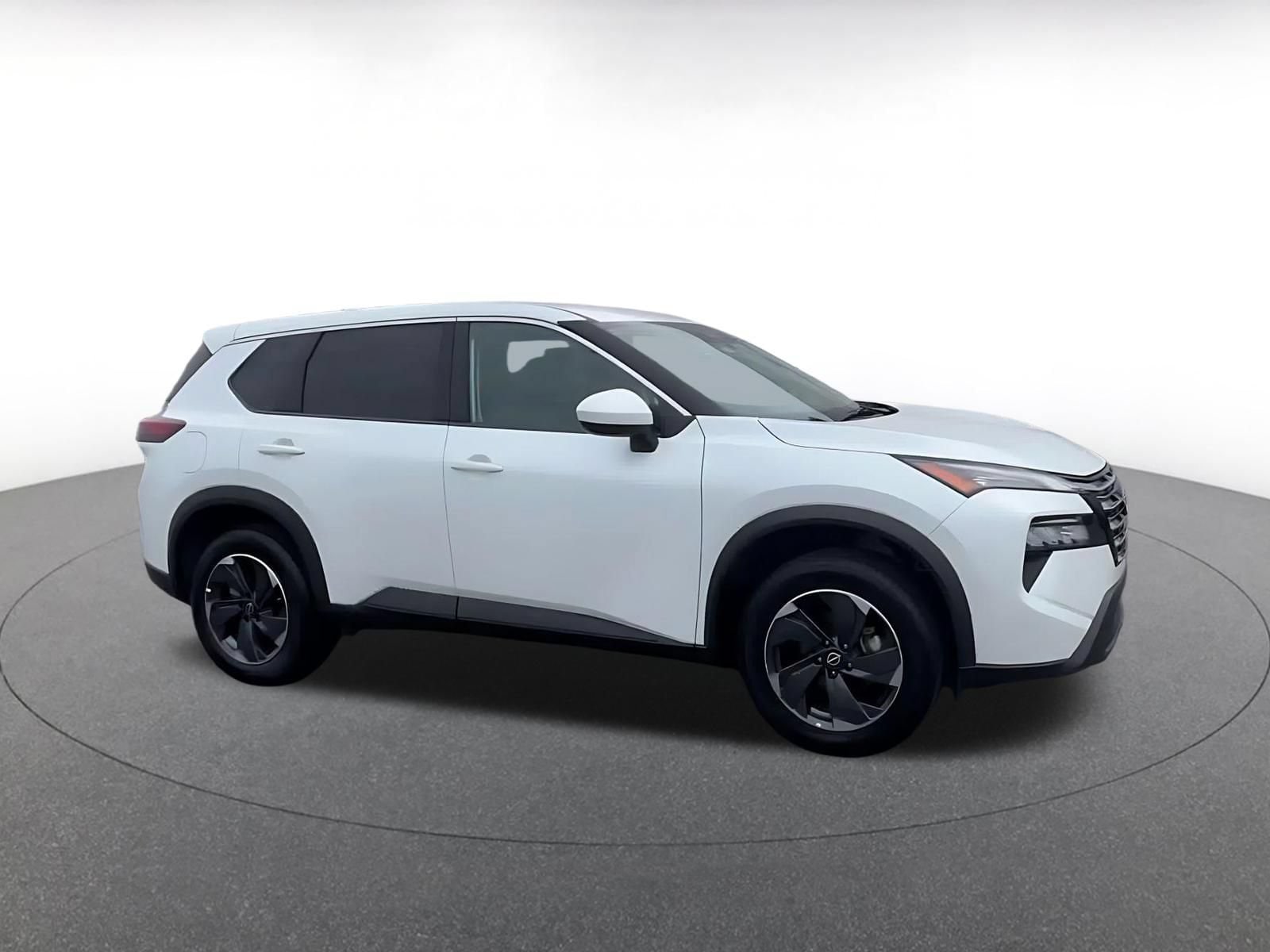 Thumbnail: 2025 Nissan Rogue - 2