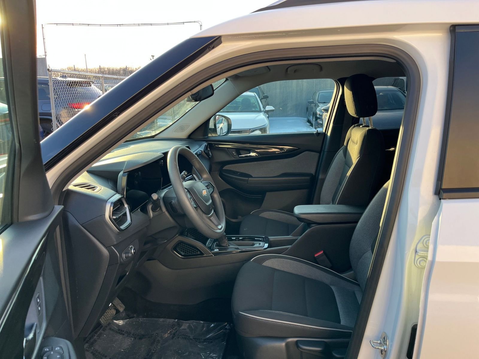 Thumbnail: 2025 Chevrolet TrailBlazer - 26